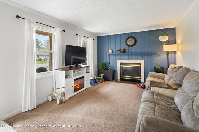 1004 Old Erin Way, Lansing, MI 48917