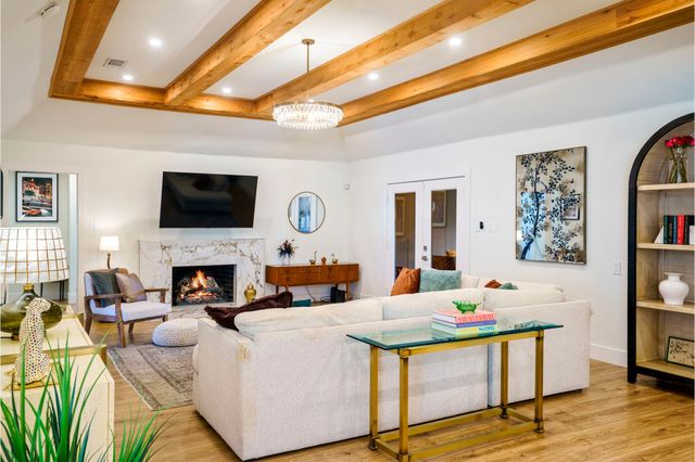 7246 Arbor Oaks Drive, Dallas, TX 75248