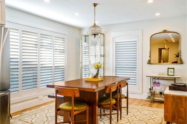 7246 Arbor Oaks Drive, Dallas, TX 75248