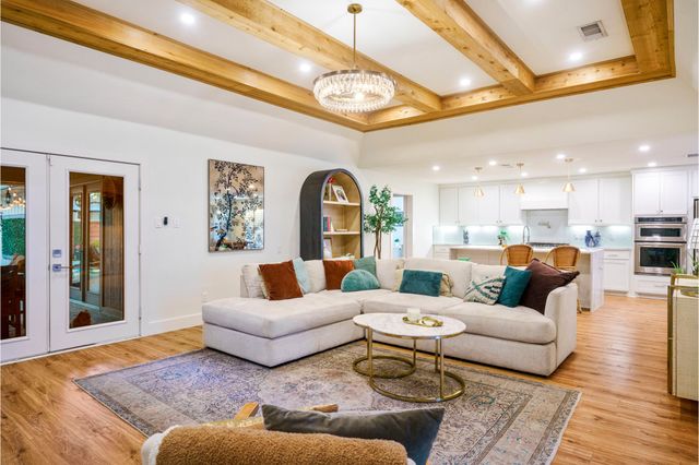 7246 Arbor Oaks Drive, Dallas, TX 75248