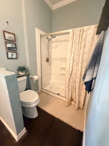 793 N Houston Avenue, New Braunfels, TX 78130