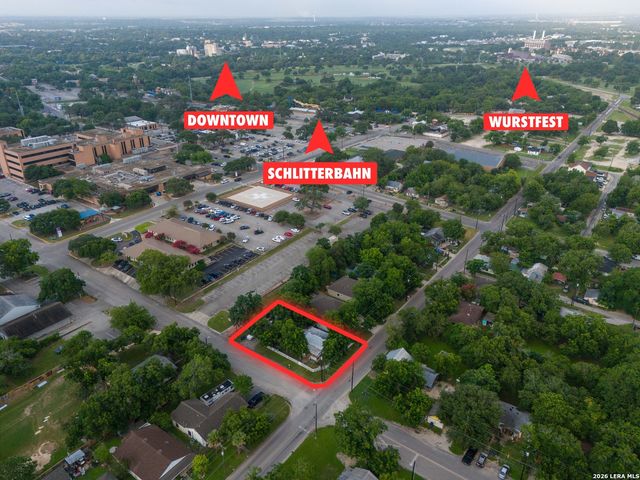793 N Houston Avenue, New Braunfels, TX 78130