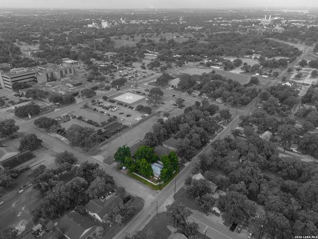 793 N Houston Avenue, New Braunfels, TX 78130