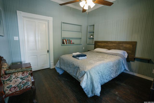 793 N Houston Avenue, New Braunfels, TX 78130