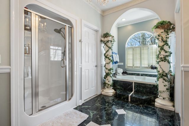 2600 Brown Ridge Lane, Hixson, TN 37343