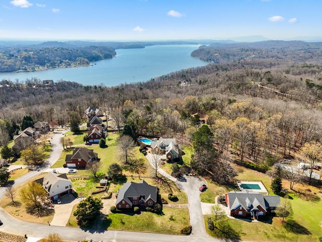2600 Brown Ridge Lane, Hixson, TN 37343