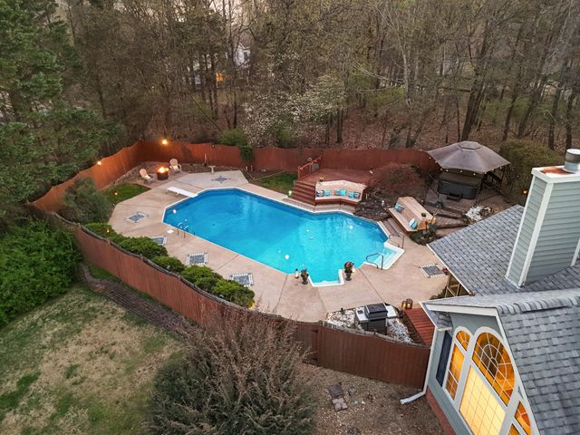 2600 Brown Ridge Lane, Hixson, TN 37343