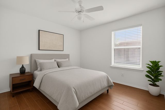 904 Sycamore Street, Burleson, TX 76028