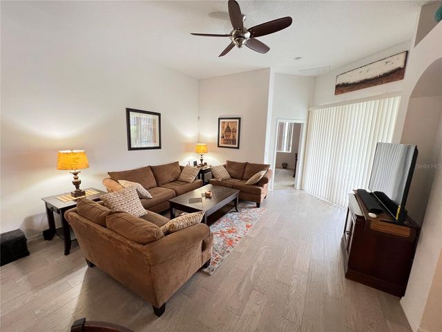 176 MINNIEHAHA CIRCLE, Haines City, FL 33844
