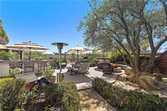 18 Blue Spruce, Ladera Ranch, CA 92694