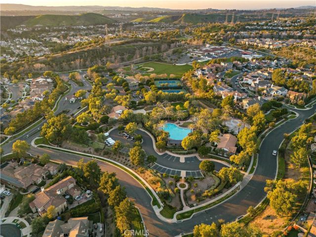 18 Blue Spruce, Ladera Ranch, CA 92694