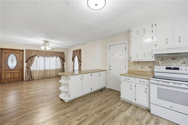 1304 Pine Valley Road, Gainesville, GA 30501