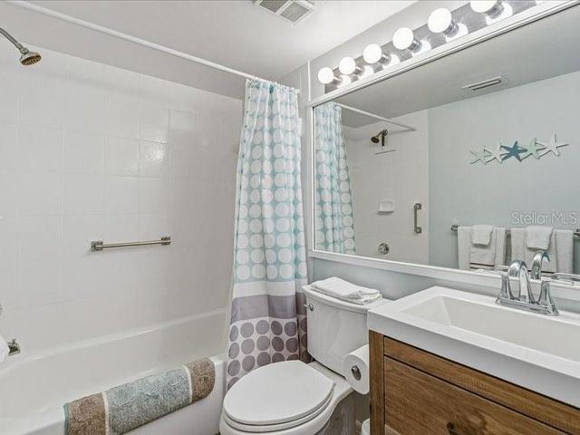 522 BEACH PARK LANE V220, Cape Canaveral, FL 32920