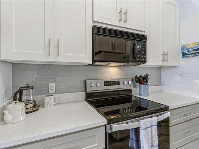 522 BEACH PARK LANE V220, Cape Canaveral, FL 32920