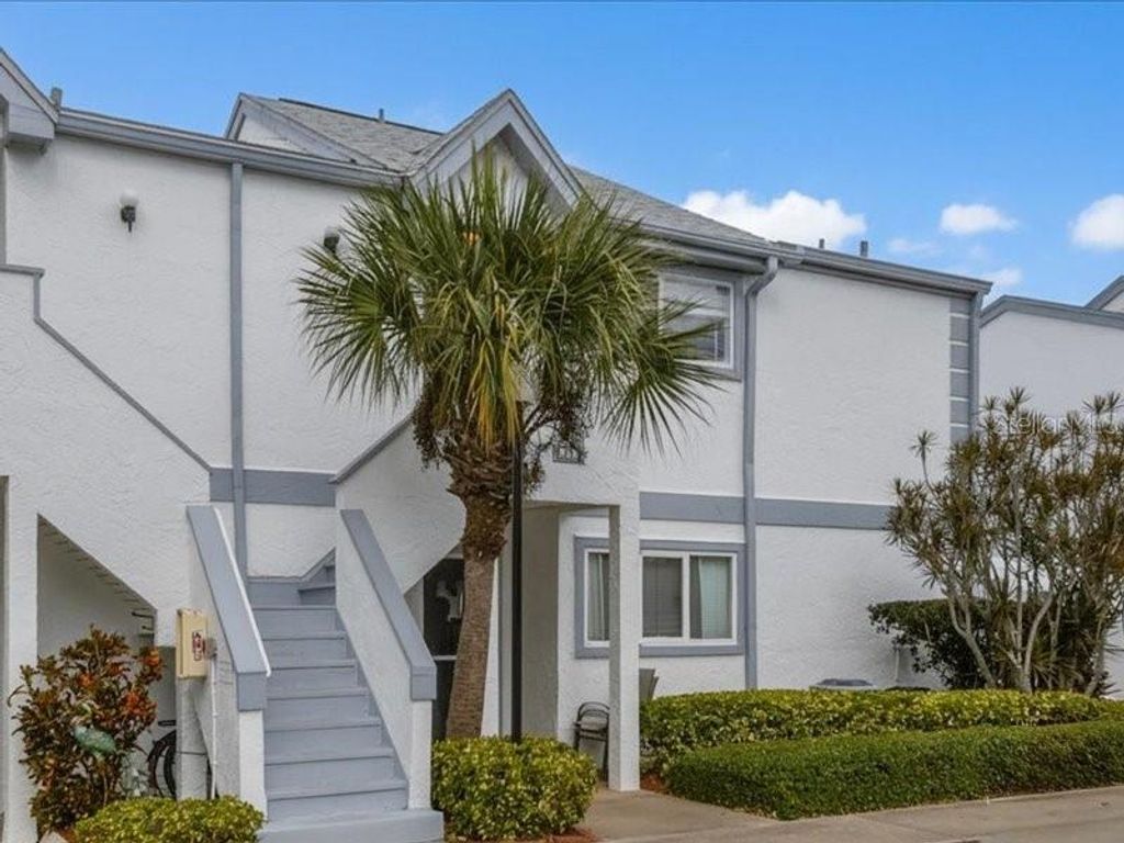 522 BEACH PARK LANE V220, Cape Canaveral, FL 32920