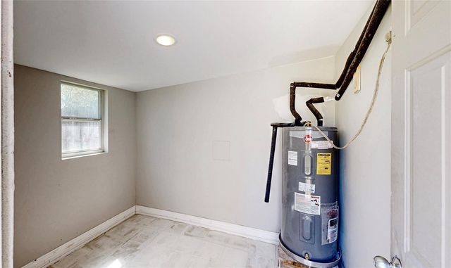 4914 29th Street, Dickinson, TX 77539