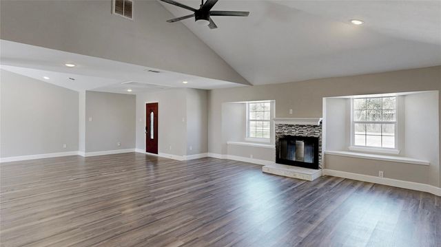 4914 29th Street, Dickinson, TX 77539