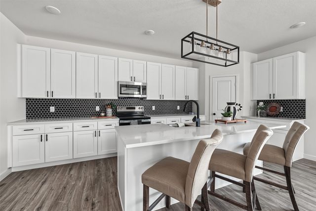 5822 Stonegate Circle, Granbury, TX 76048