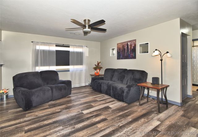 12327 E 17th Street, Tulsa, OK 74128