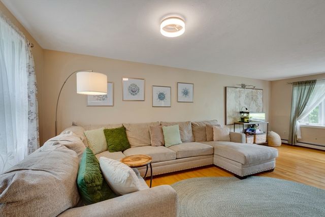 43 Joseph Rd, Framingham, MA 01701