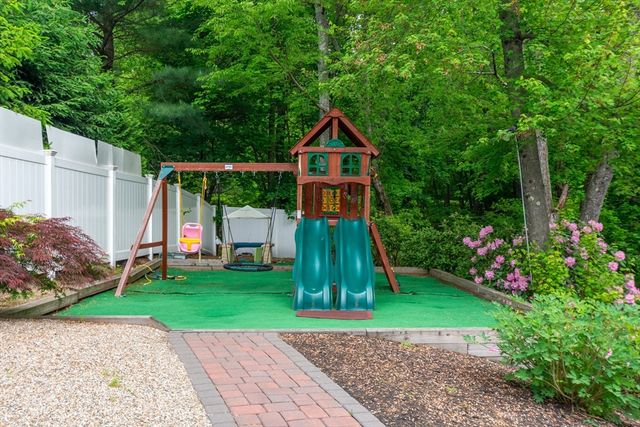 43 Joseph Rd, Framingham, MA 01701