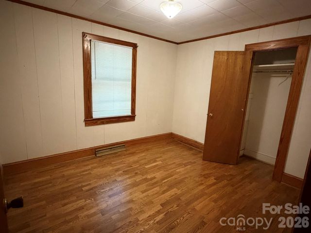382 Alexis High Shoals Road, Dallas, NC 28034