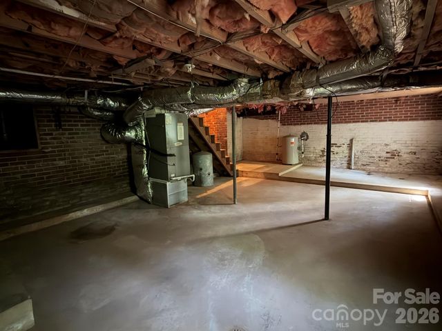 382 Alexis High Shoals Road, Dallas, NC 28034