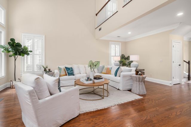 825 Hunt Club Run, Charleston, SC 29414