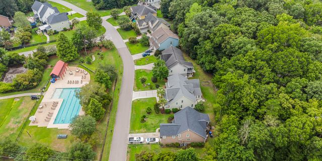 825 Hunt Club Run, Charleston, SC 29414