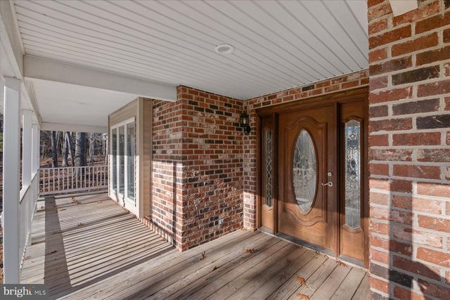 8200 MEEHLING RD, Pasadena, MD 21122