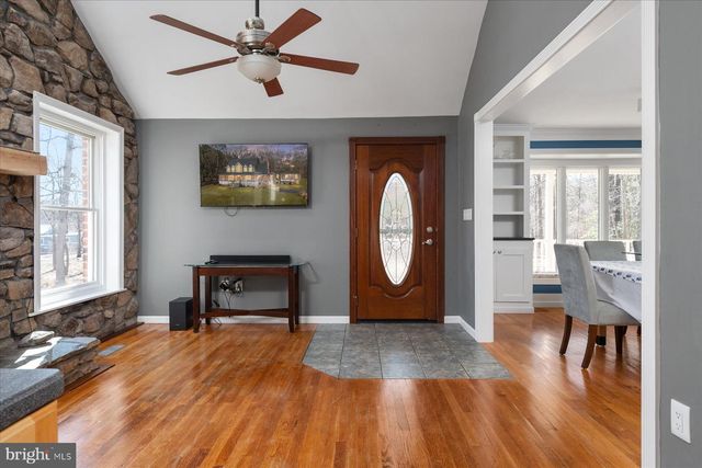 8200 MEEHLING RD, Pasadena, MD 21122