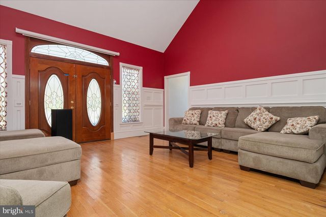 8200 MEEHLING RD, Pasadena, MD 21122