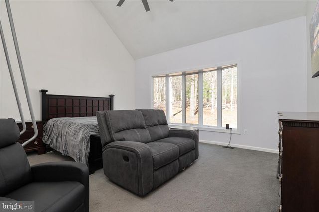 8200 MEEHLING RD, Pasadena, MD 21122