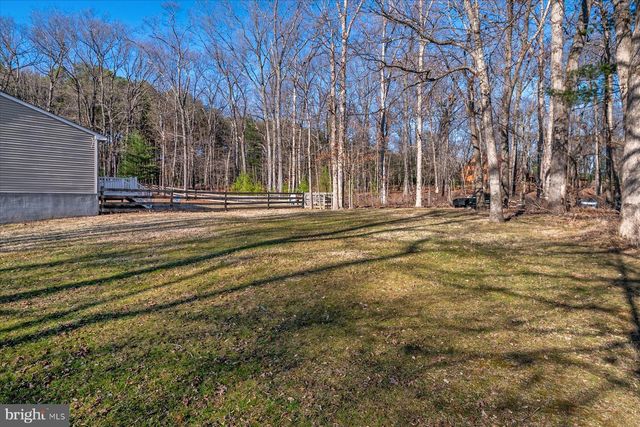 8200 MEEHLING RD, Pasadena, MD 21122