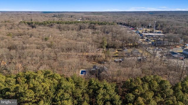 8200 MEEHLING RD, Pasadena, MD 21122