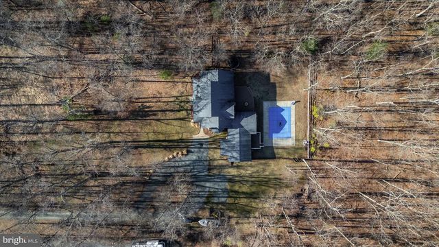 8200 MEEHLING RD, Pasadena, MD 21122