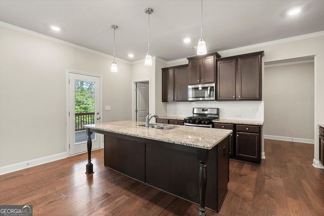 3268 Ivy Crossing Drive, Buford, GA 30519