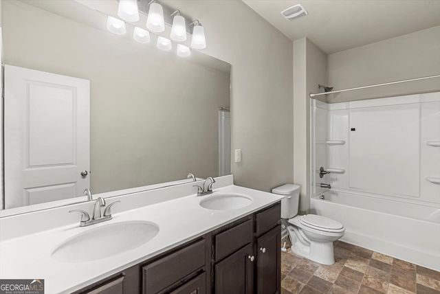 3268 Ivy Crossing Drive, Buford, GA 30519