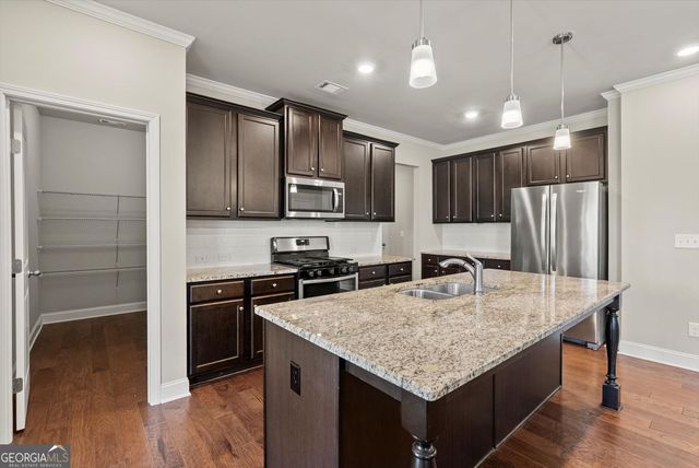 3268 Ivy Crossing Drive, Buford, GA 30519