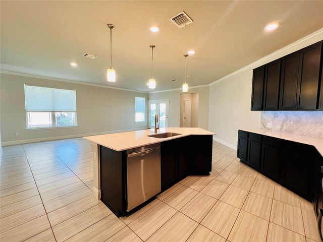270 Danish DR 21, Hutto, TX 78634