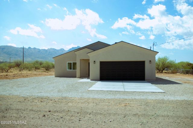 29 Camino India, Rio Rico, AZ 85648