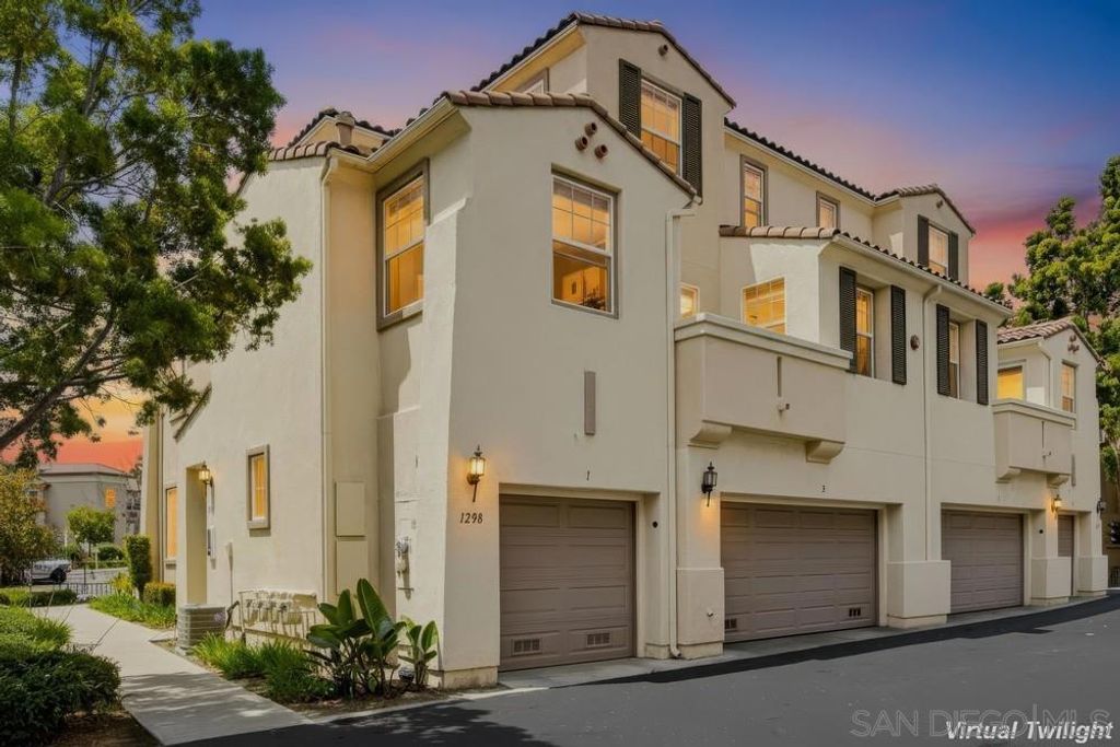 Image 1 of property listing at 1298 Fools Gold 1, Chula Vista, CA 91913