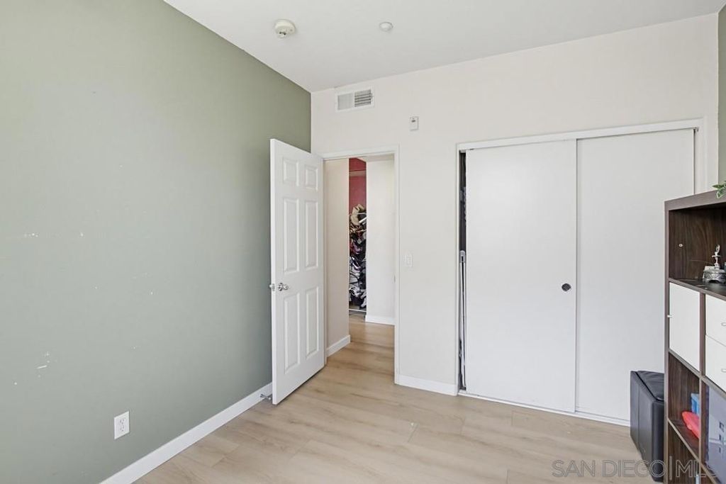 Image 21 of property listing at 1298 Fools Gold 1, Chula Vista, CA 91913