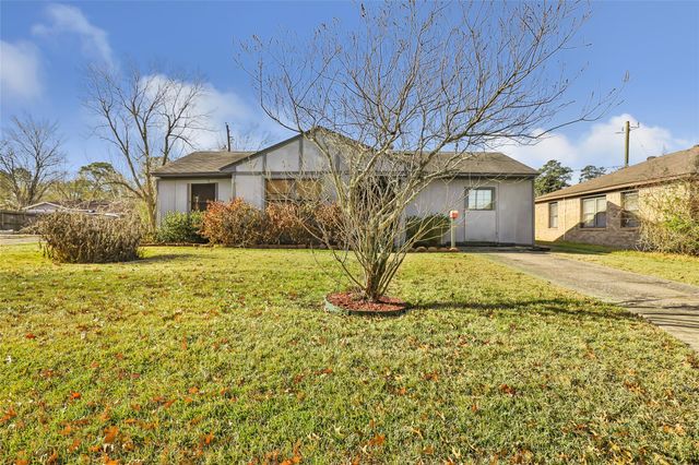 2003 Texoma Street, Baytown, TX 77520