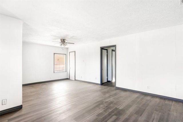 2003 Texoma Street, Baytown, TX 77520