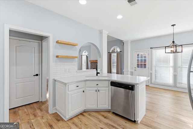 74 Planters Drive NW, Cartersville, GA 30120