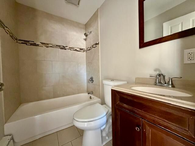 606 N Lindberg Street, Griffith, IN 46319