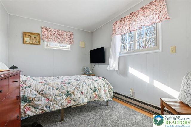 20 Pool Drive, Penn Forest Twp, PA 18229