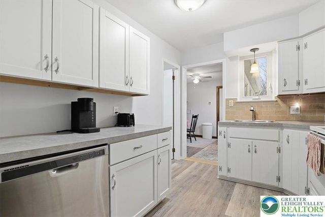 20 Pool Drive, Penn Forest Twp, PA 18229