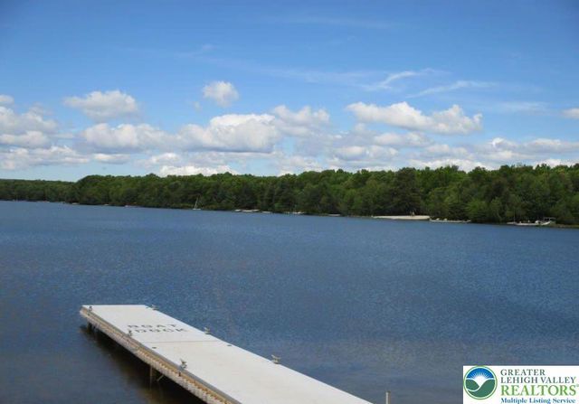 20 Pool Drive, Penn Forest Twp, PA 18229